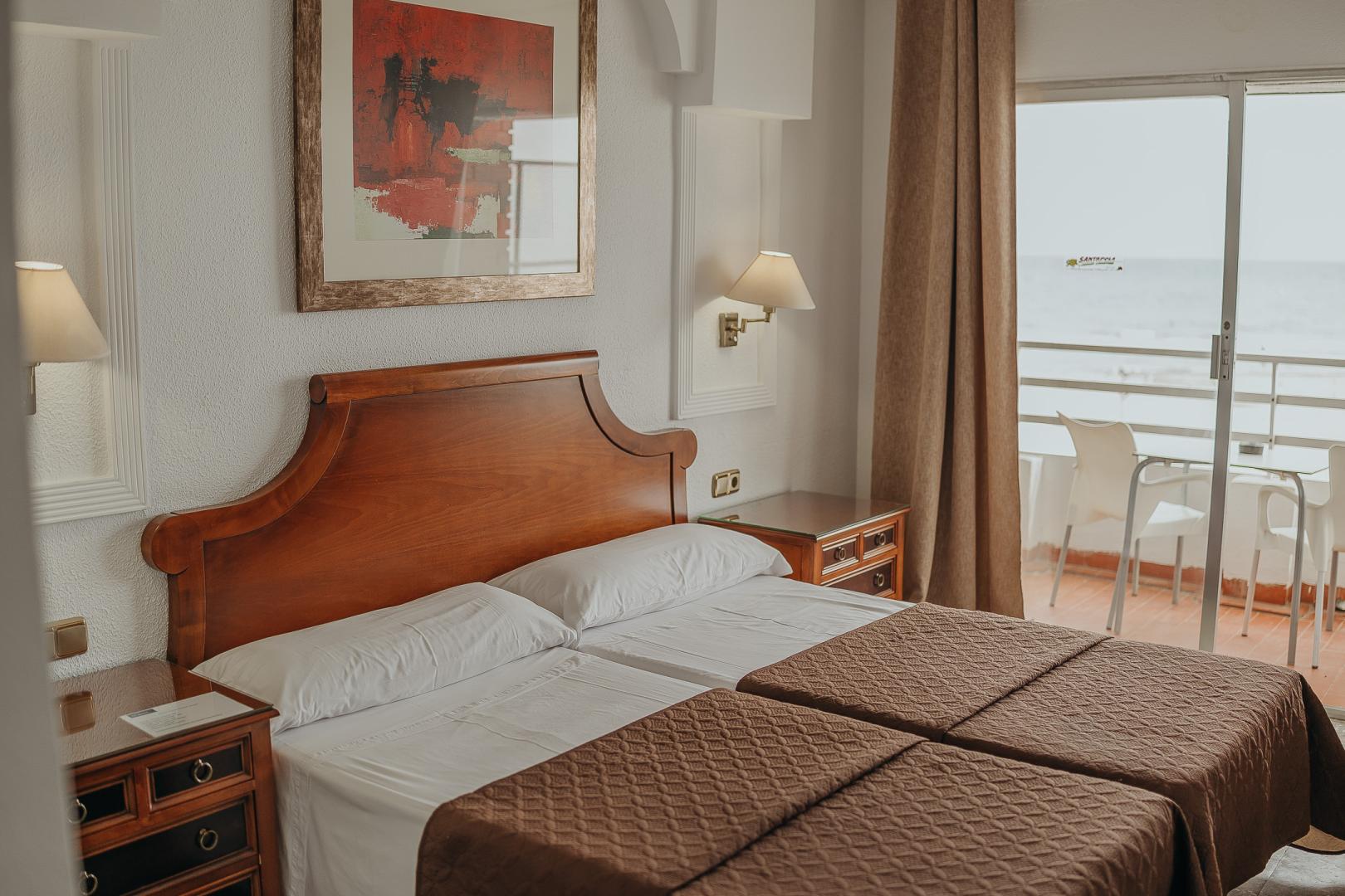 Kamer met twee aparte bedden — Hotel Polamar