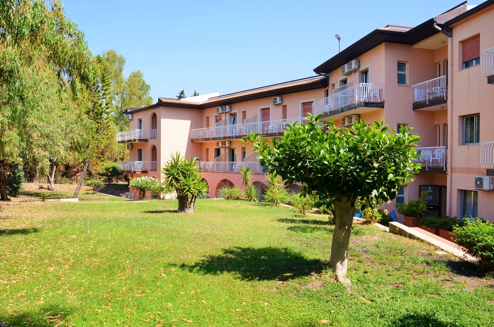 TIME TO SMILE Villa Giardini foto 31