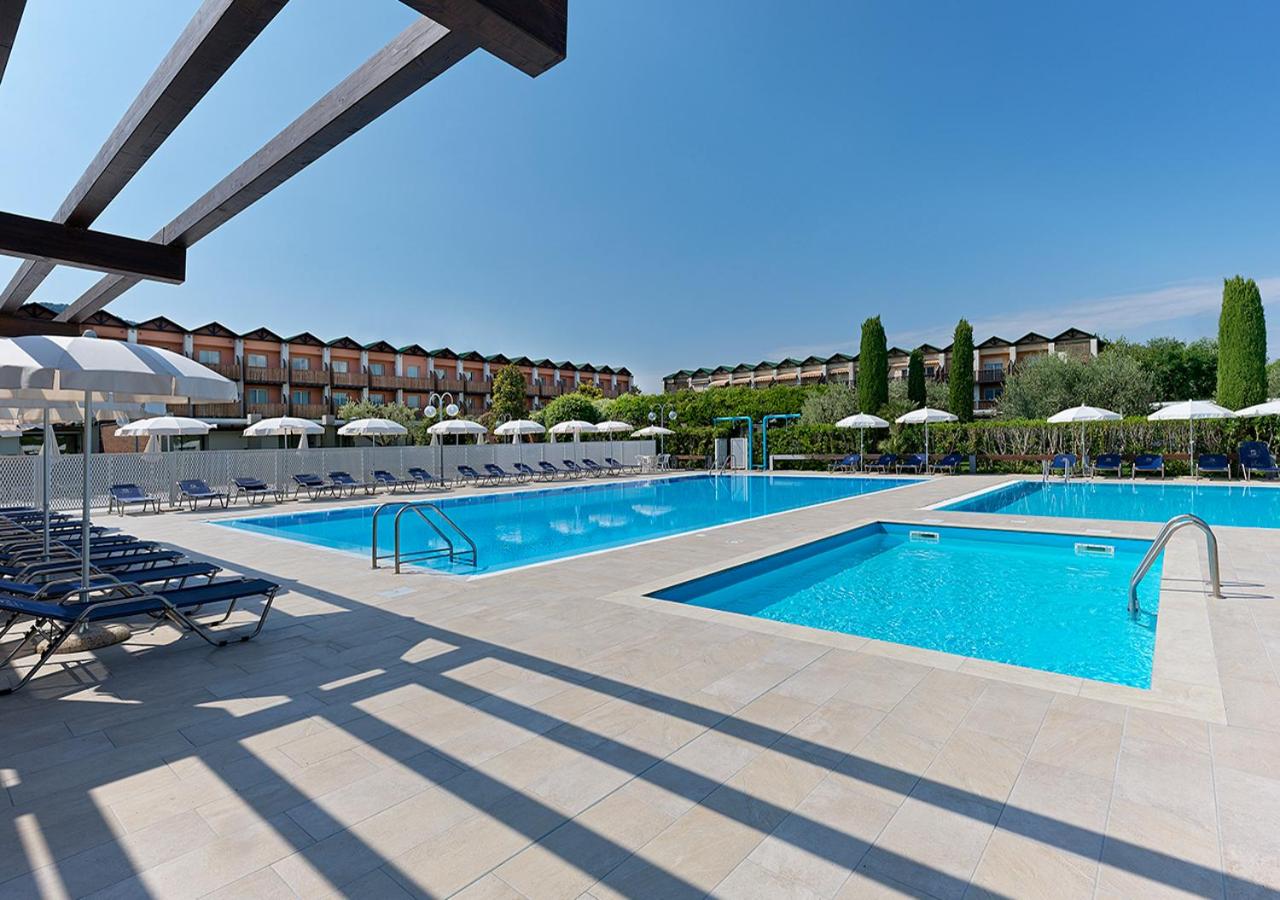 Iseolago Hotel.