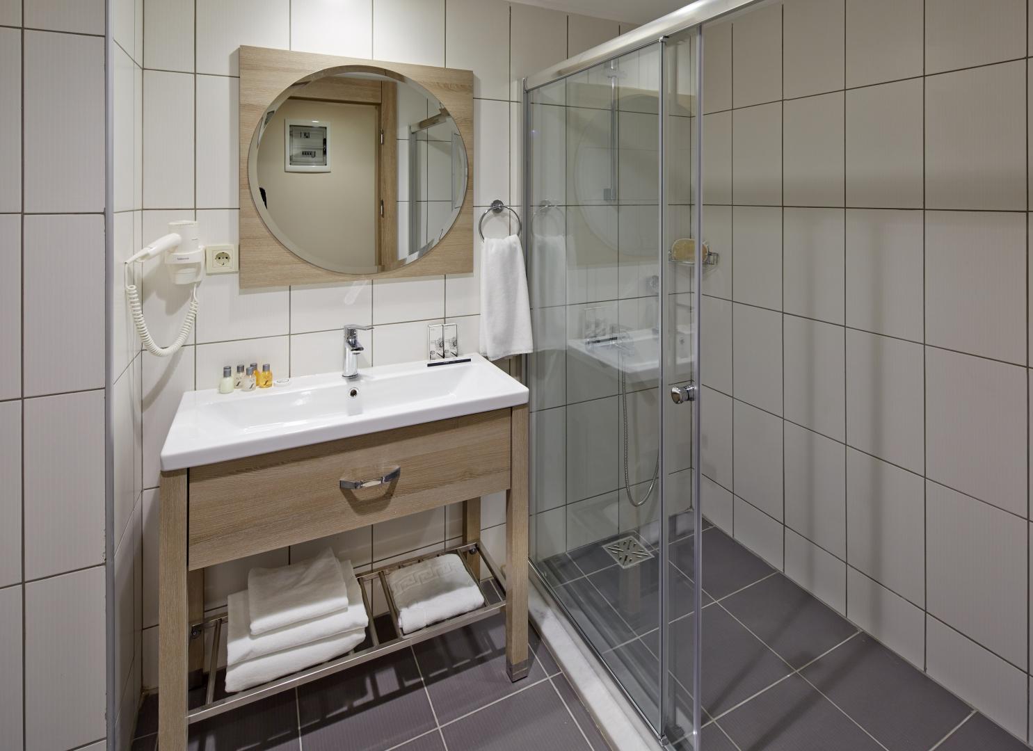 Rox Hotel image 1