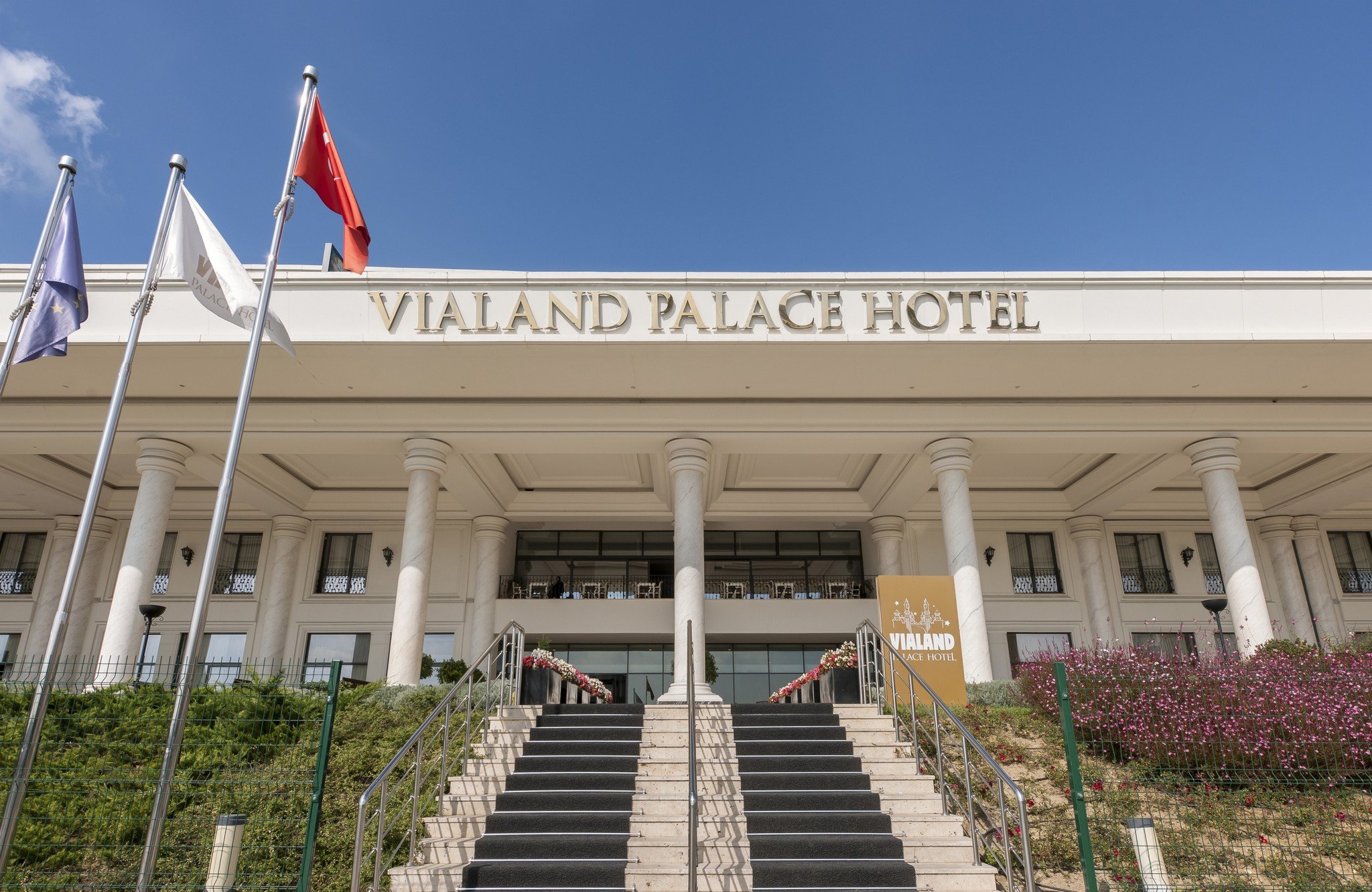 Vialand Palace Hotel image 0