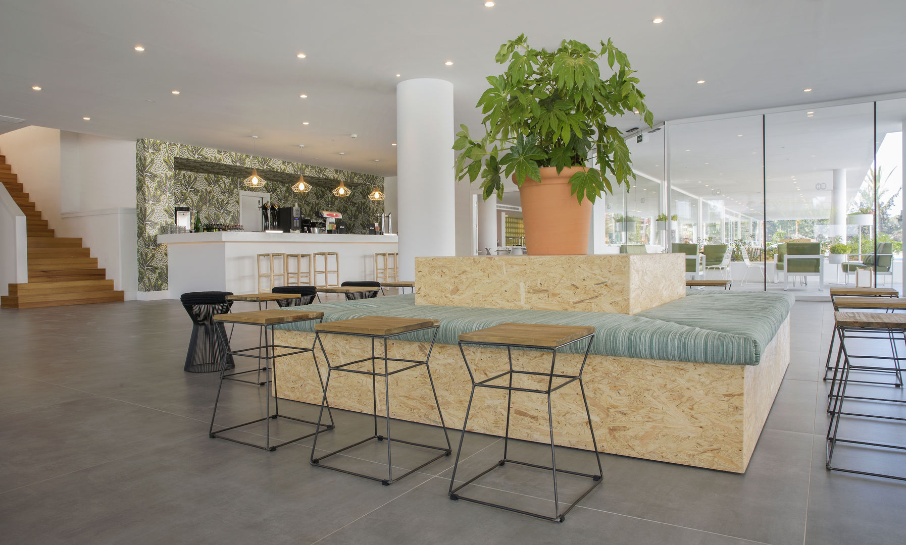 HM Martinique image 2