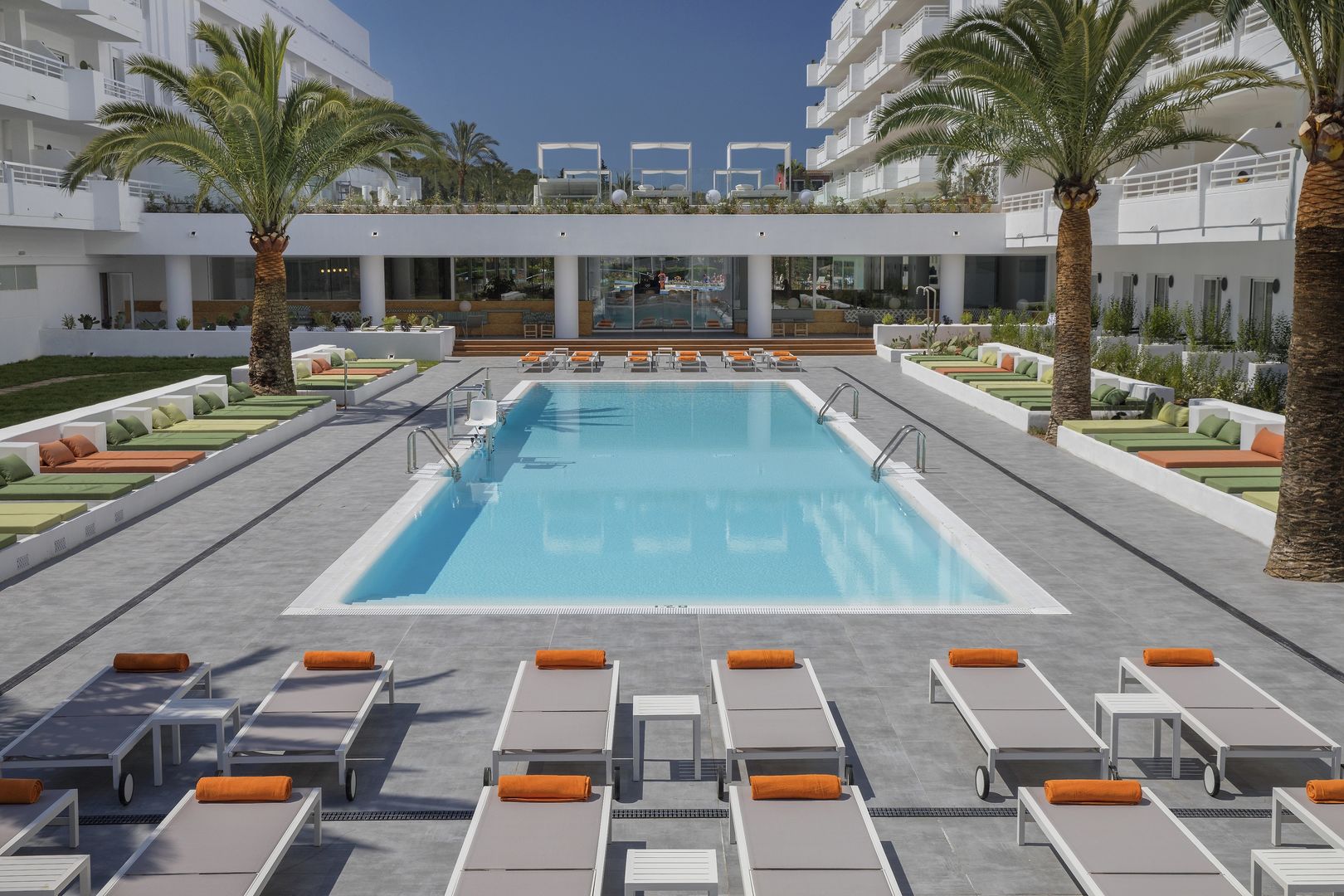 HM Martinique image 0