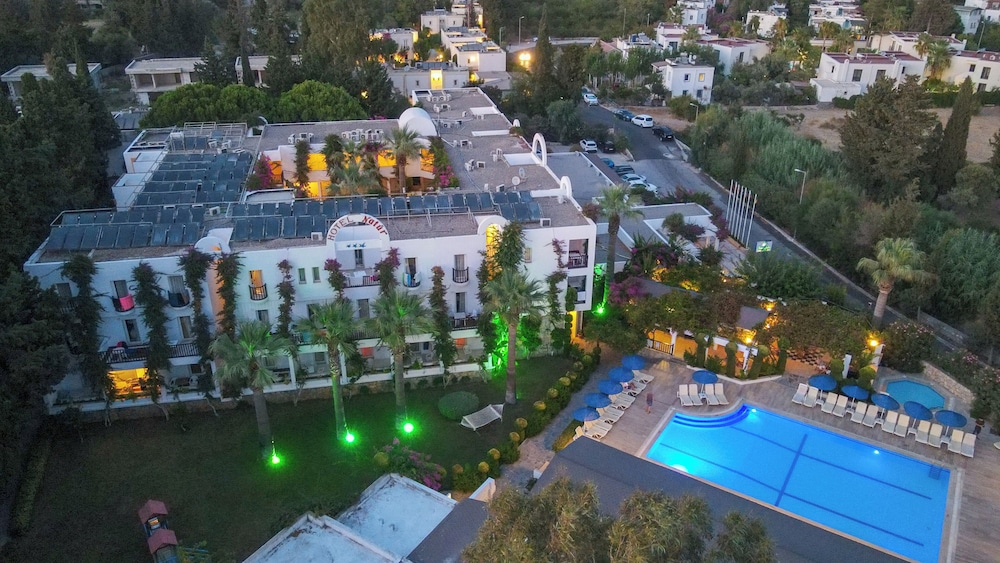 Natur Garden image 2