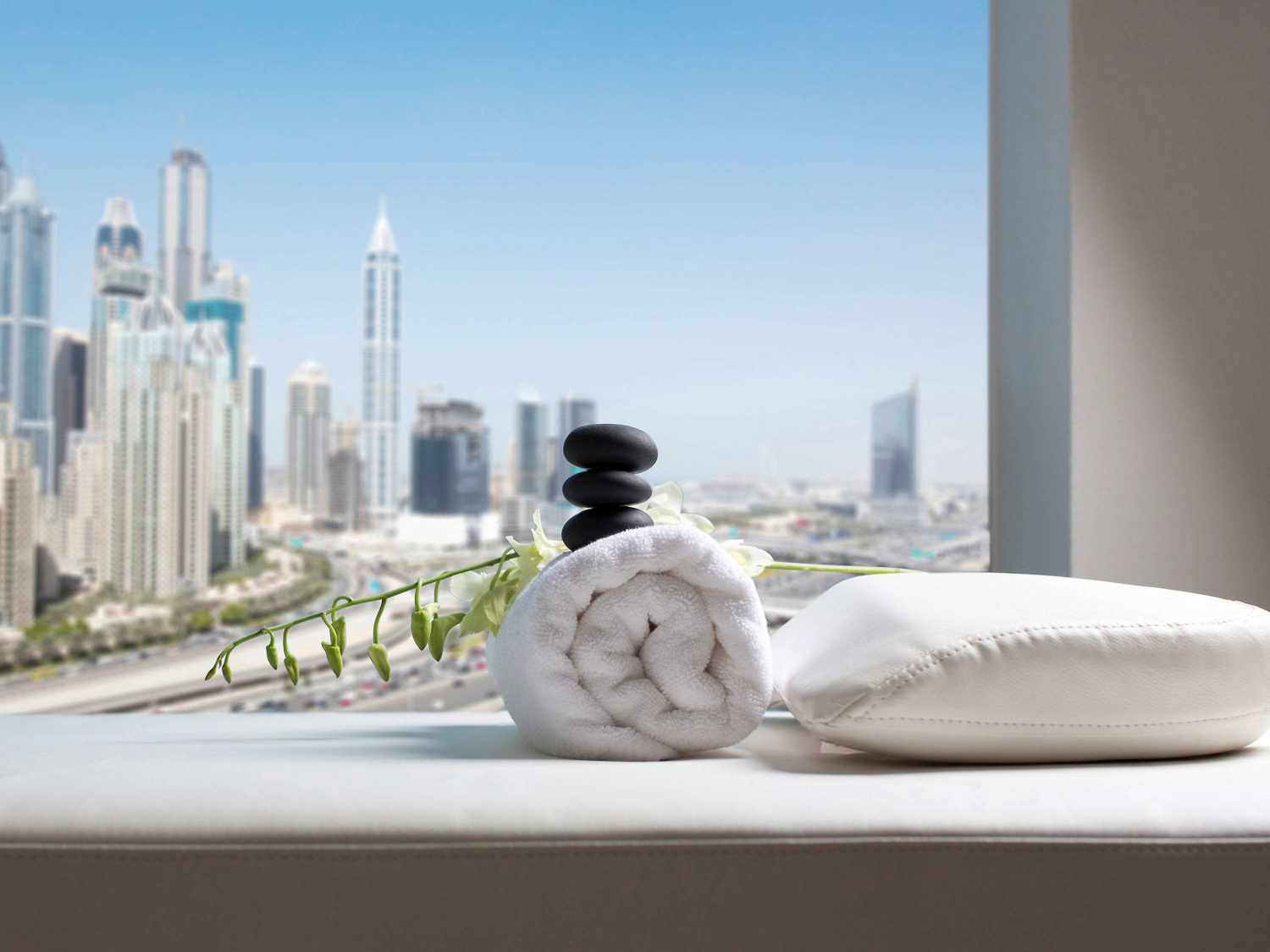Pullman Dubai Jumeirah Lakes Towers - Hotel & Residence foto 2