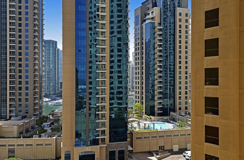 Roda Amwaj Suites image 3