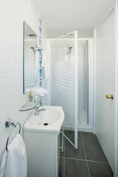 Mikes Kanarium City Hotel image 0