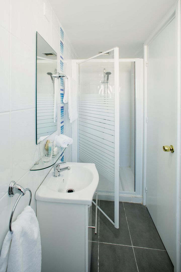 Mikes Kanarium City Hotel image 1