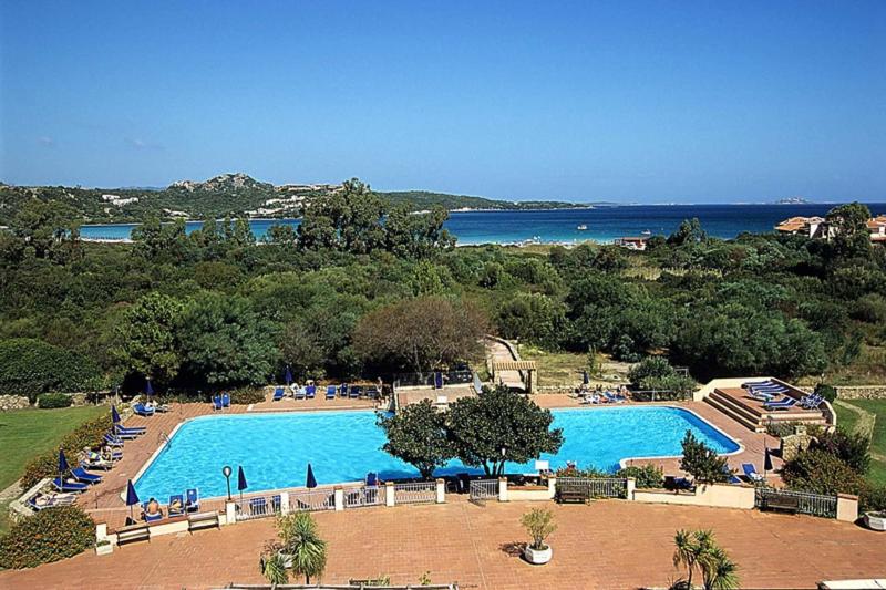 Colonna Beach Hotel & Apartments foto 4