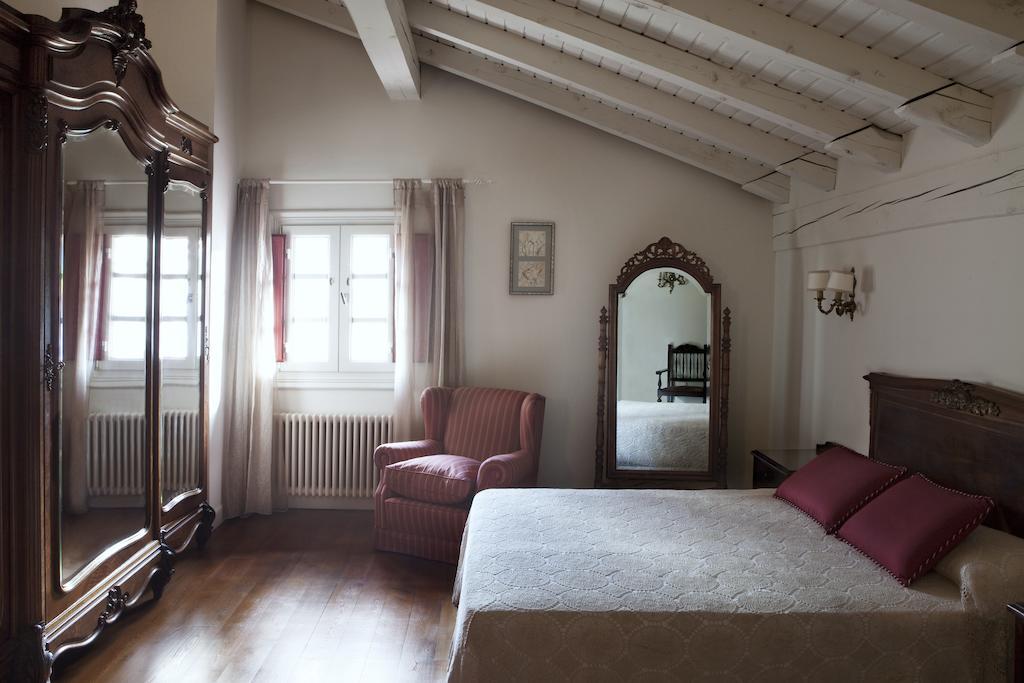 Hotel Iraragorri foto 8