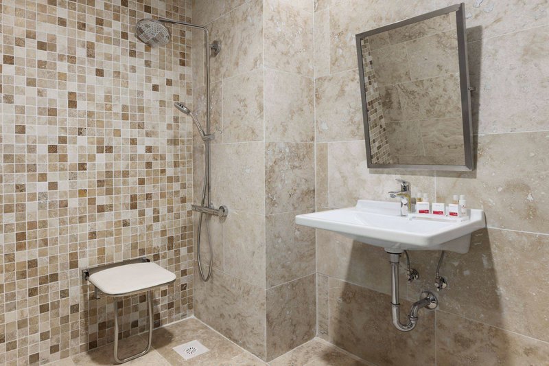 Ramada Hotel & Suites by Wyndham Istanbul Merter foto 64