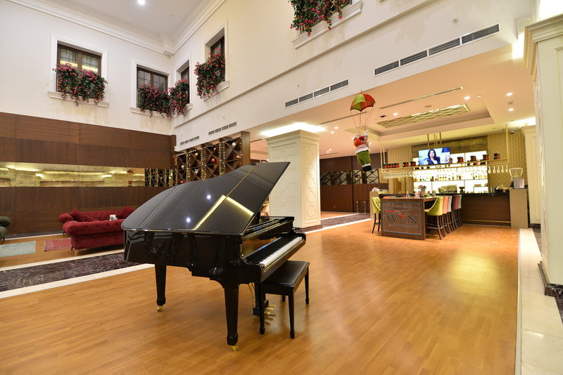 Ramada Hotel & Suites by Wyndham Istanbul Merter foto 13