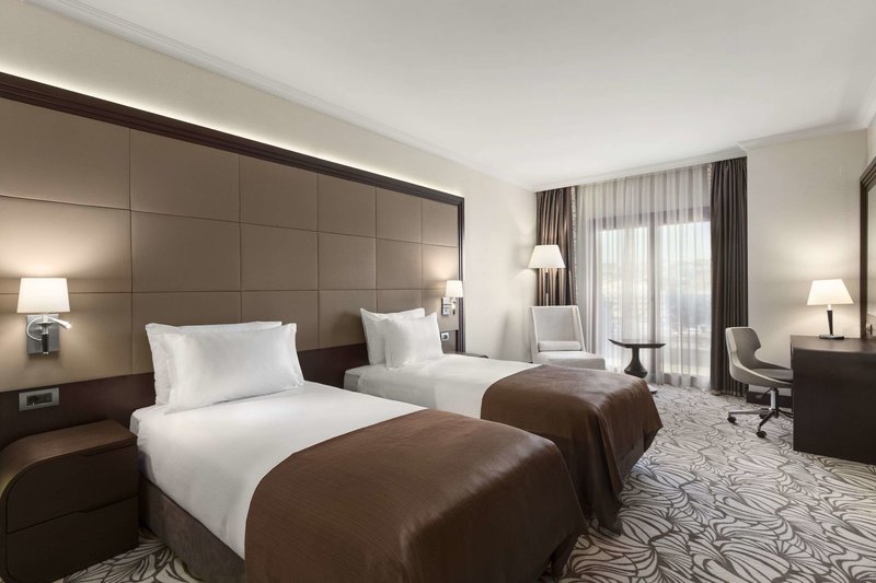 Ramada Hotel & Suites by Wyndham Istanbul Merter foto 31
