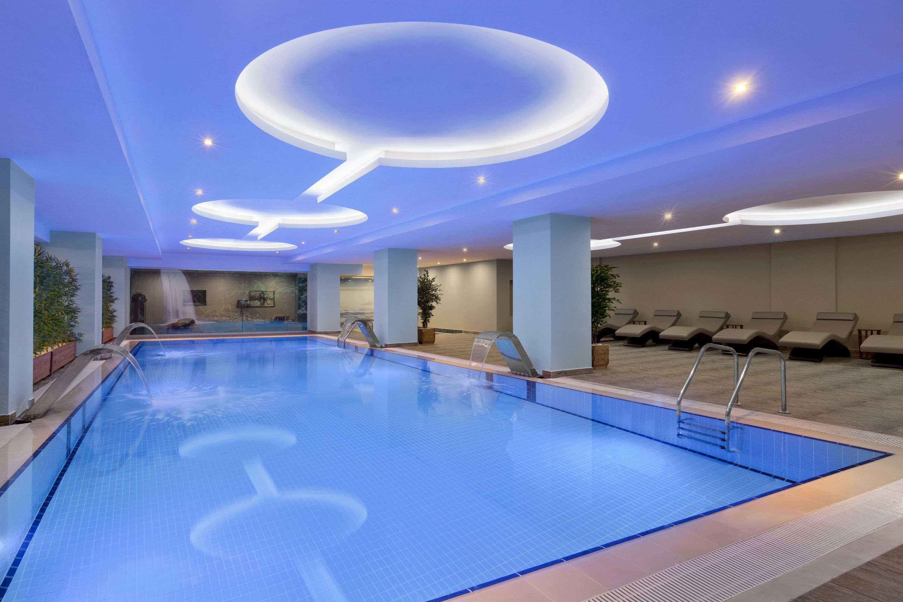 Ramada Hotel & Suites by Wyndham Istanbul Merter foto 24