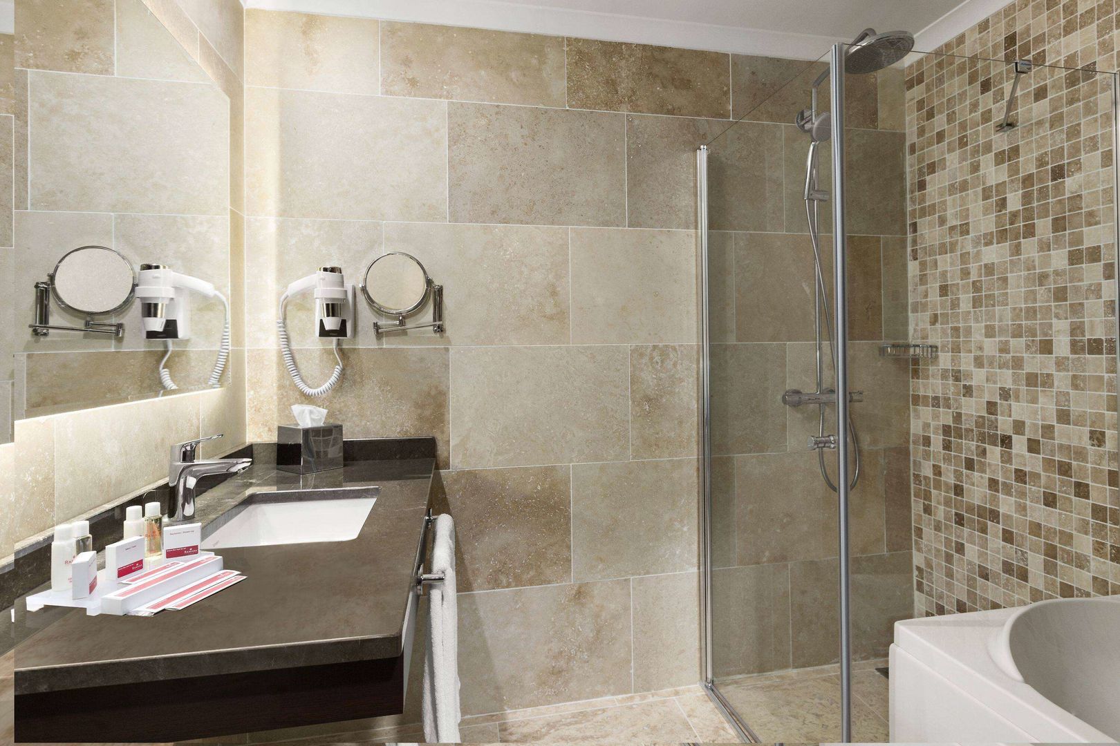 Ramada Hotel & Suites by Wyndham Istanbul Merter foto 68