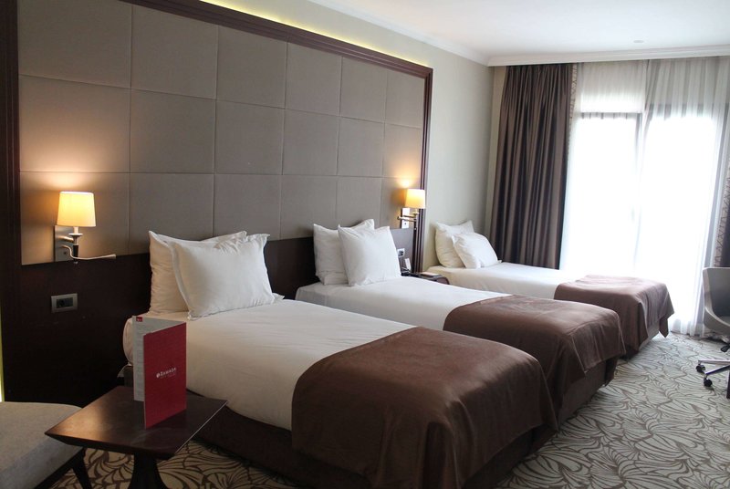 Ramada Hotel & Suites by Wyndham Istanbul Merter foto 73