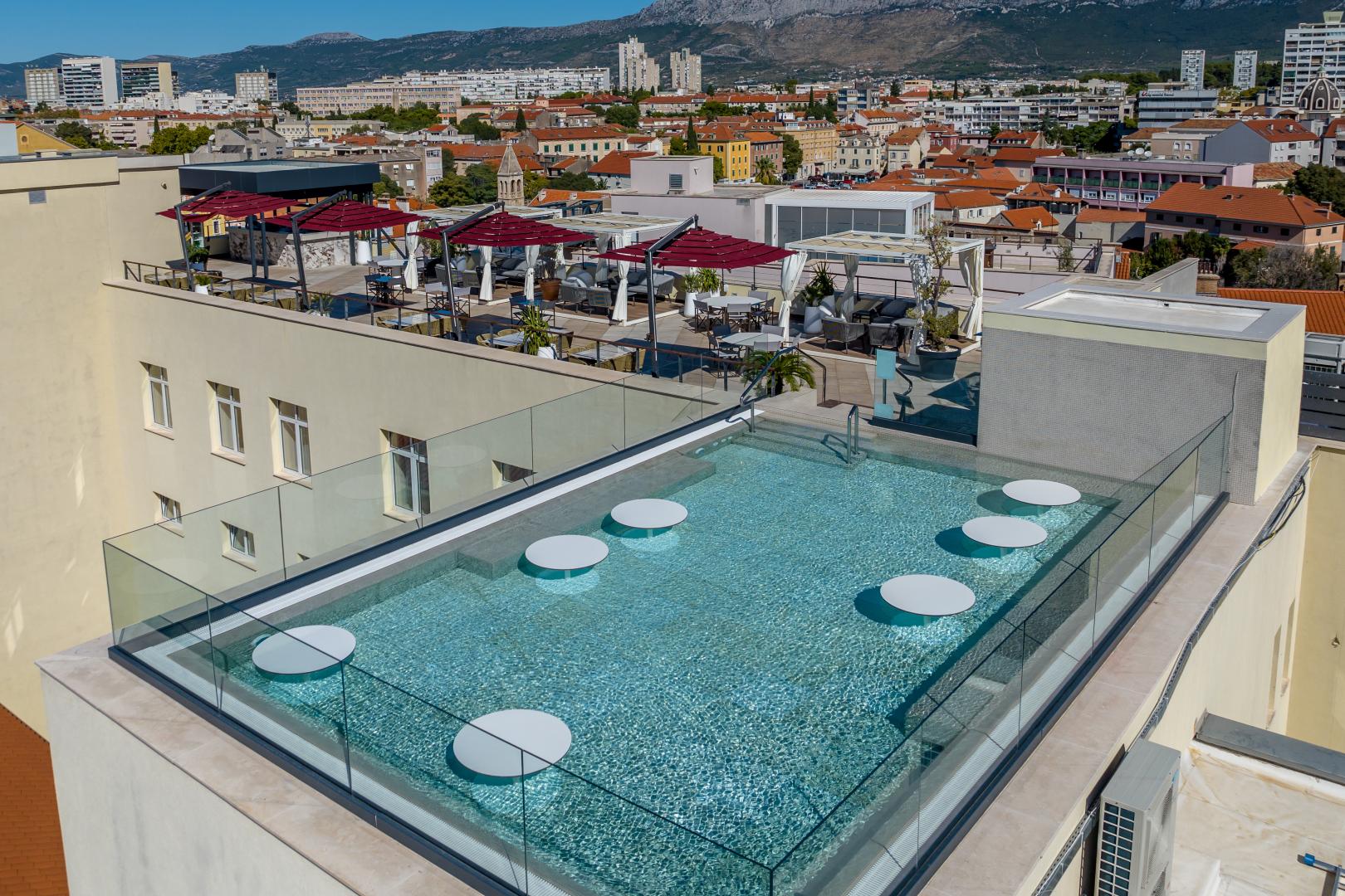 Bubbelbad — Cornaro Hotel