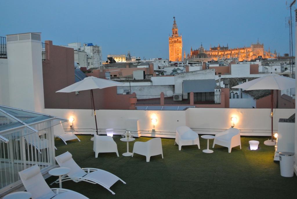 Suites Sevilla Plaza foto 11