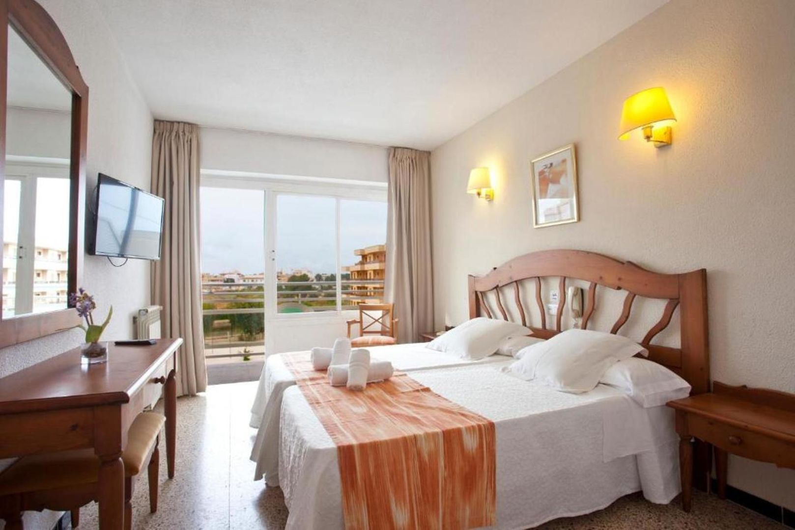 BJ Playamar Hotel & Apartamentos image 1