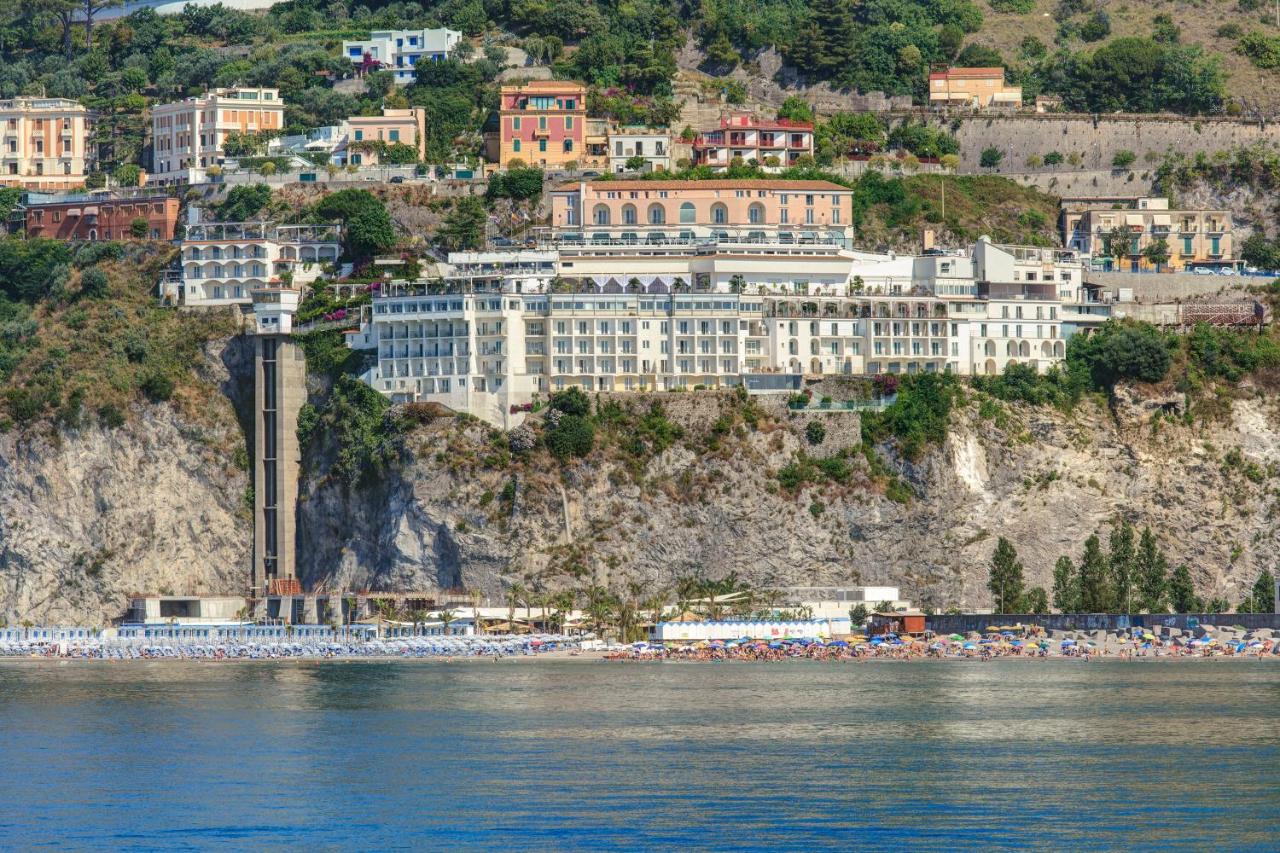 Lloyd's Baia Hotel foto 1