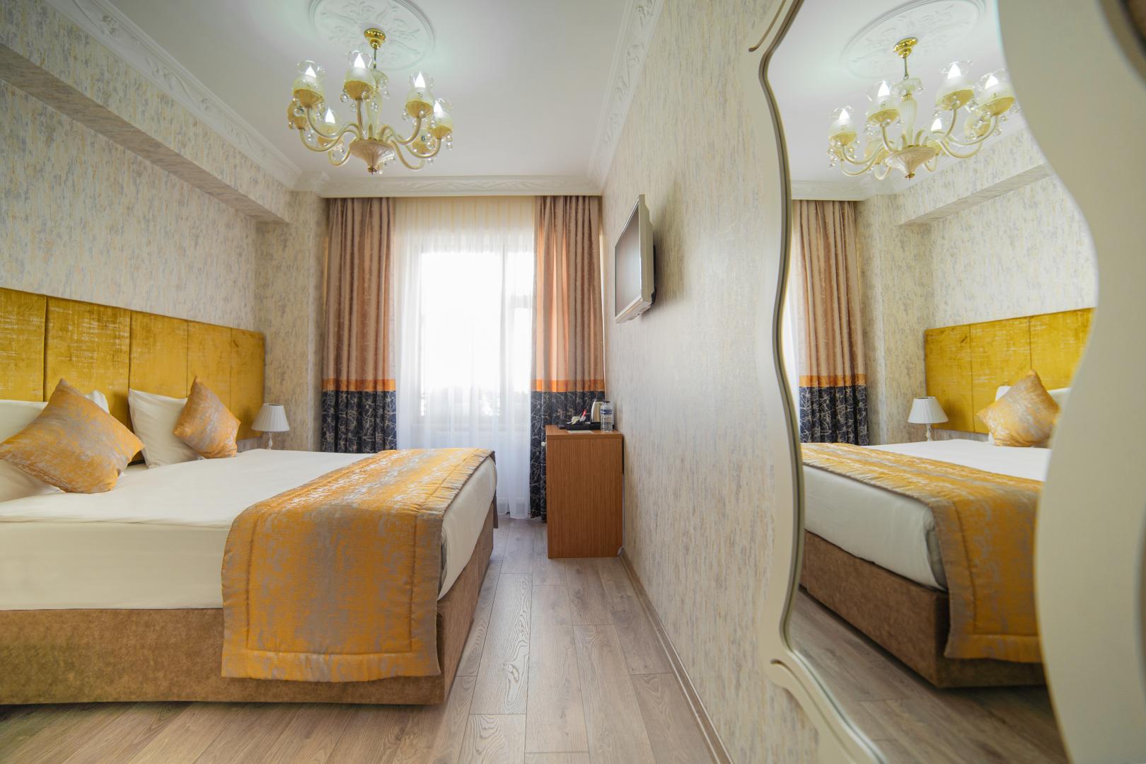 Miran Hotel image 1