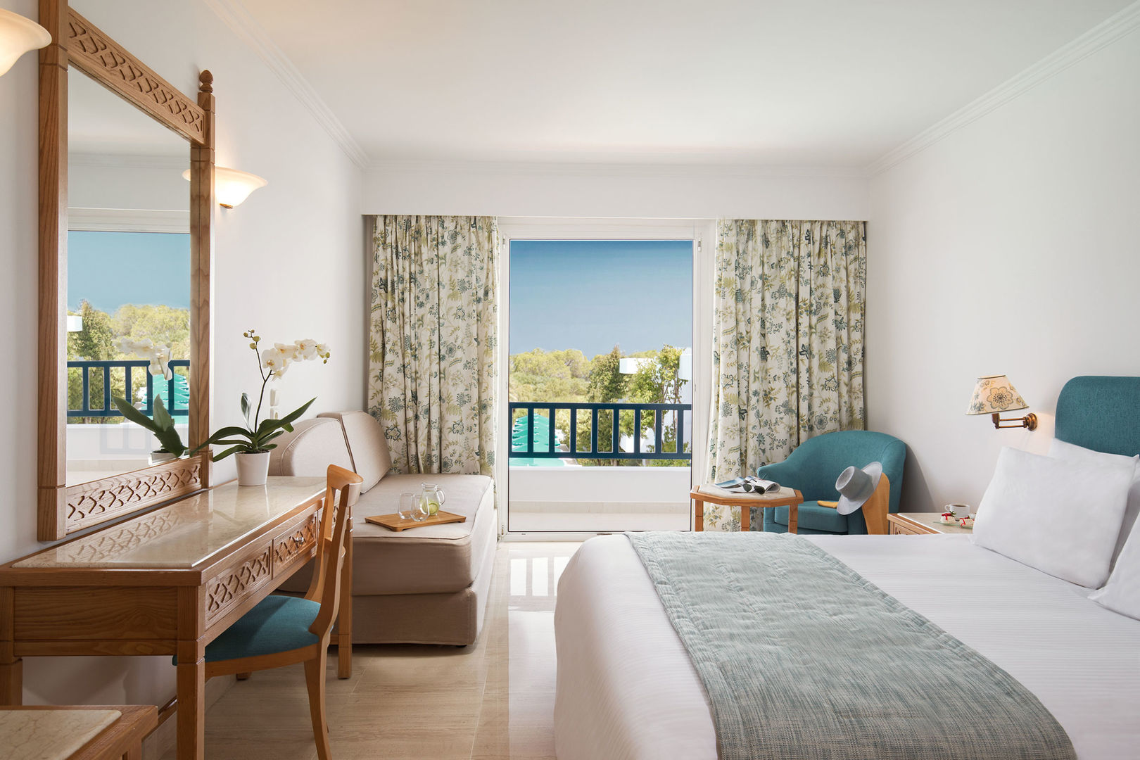 Mitsis Ramira image 1