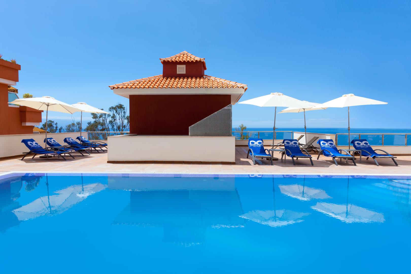 Apartamentos Terrazas Los Gigantes by Suncanarias image 0