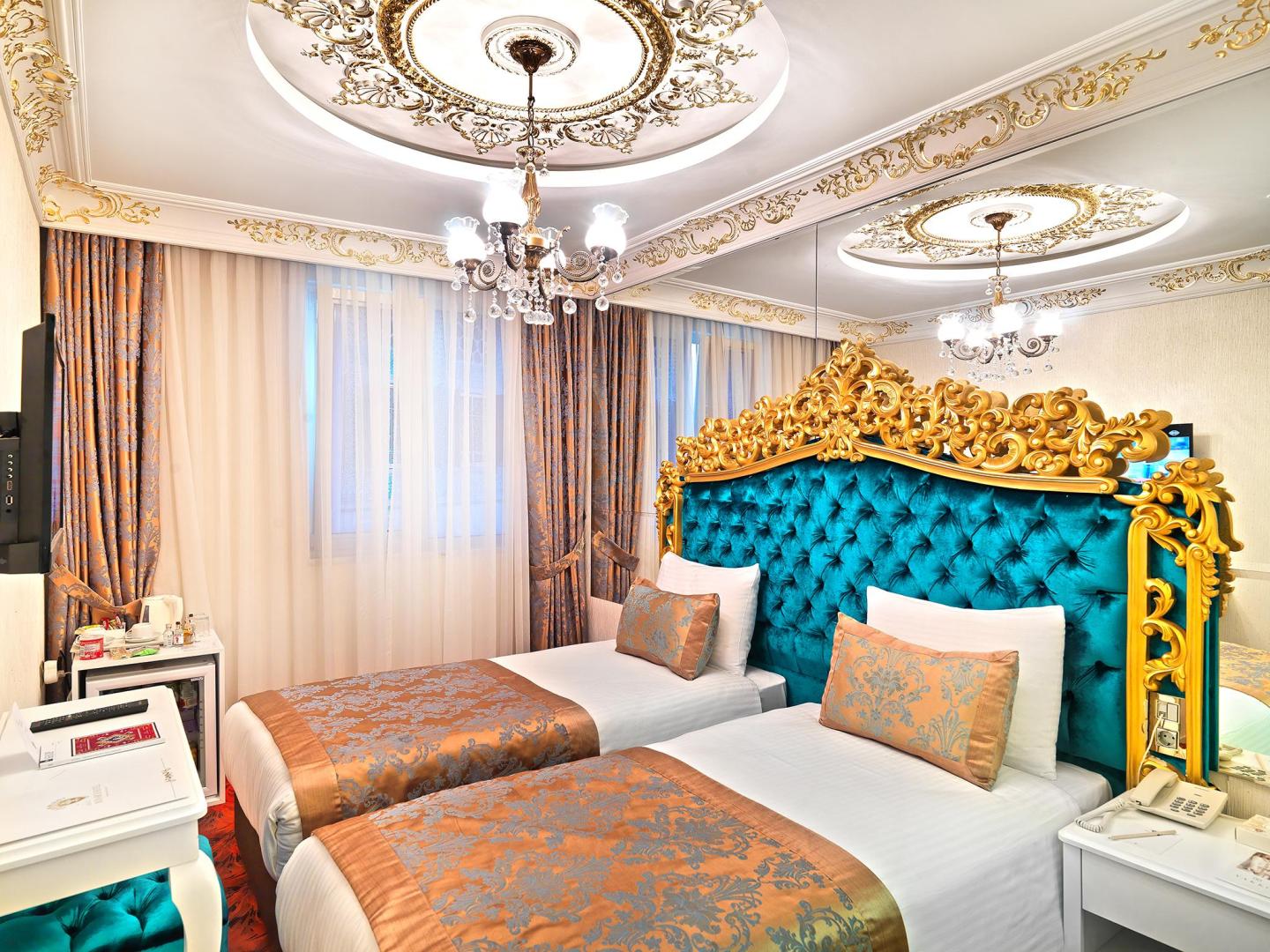 White Monarch Hotel foto 7