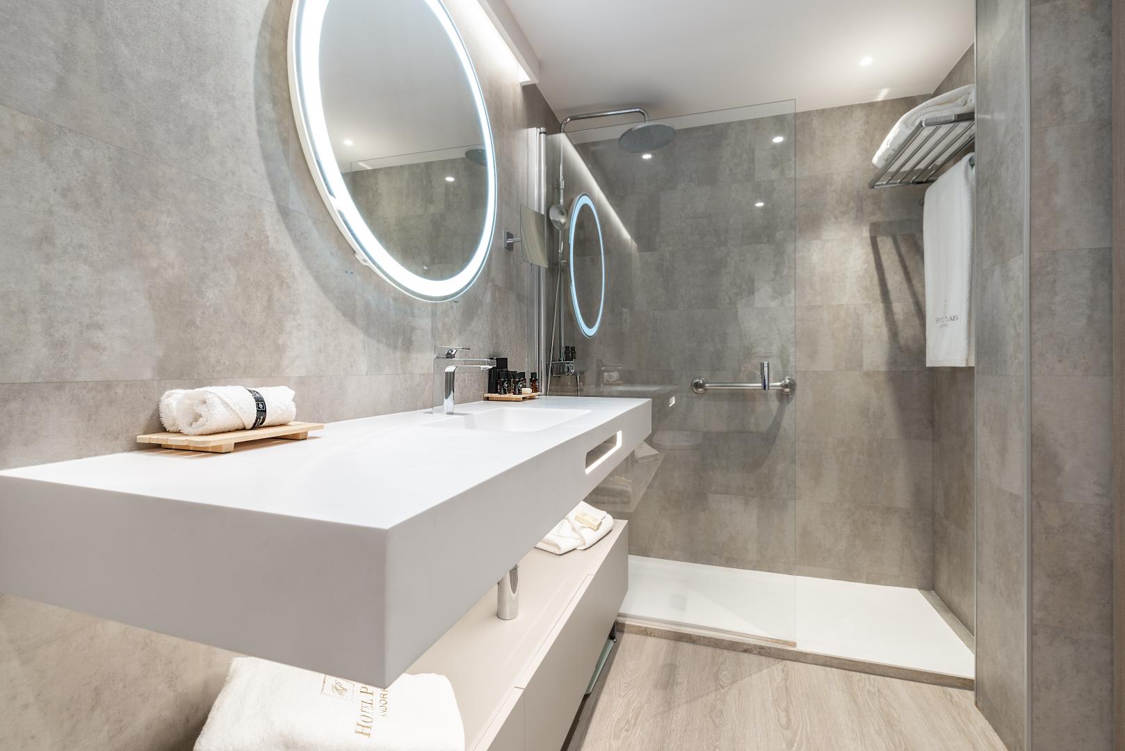 Grand Plaza Hotel & Wellness Andorra foto 2