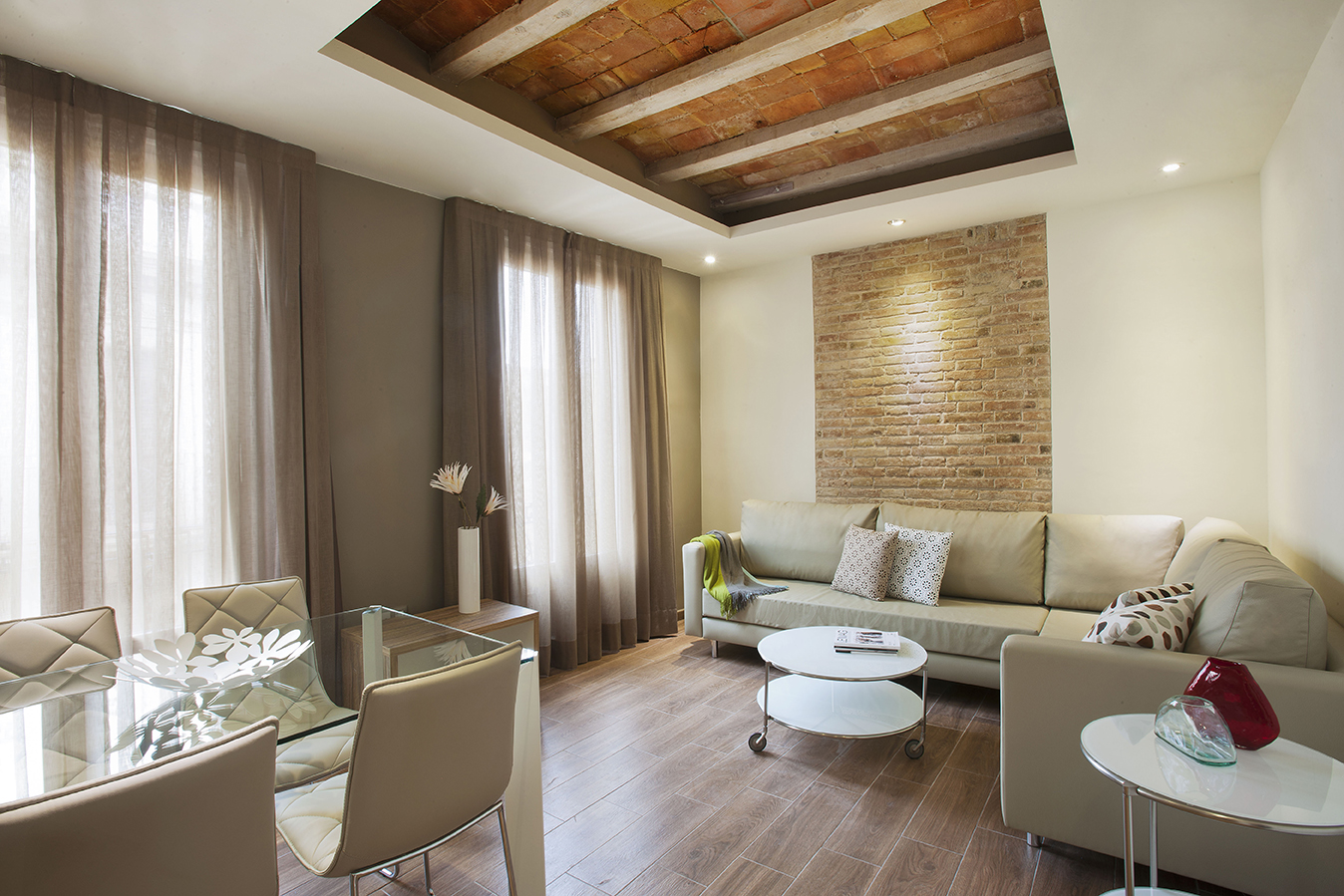 Barcelona Apartment Milà foto 6