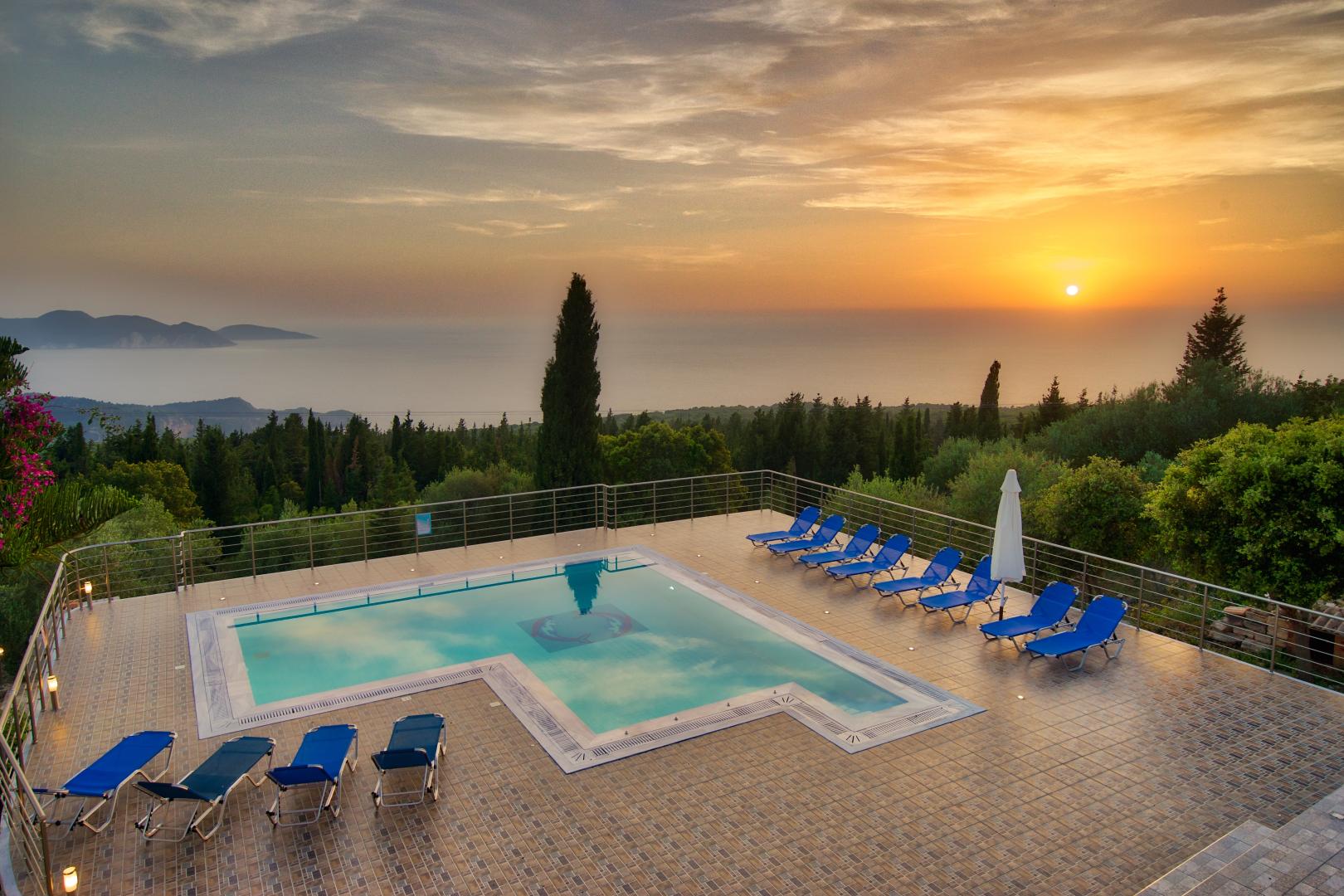 Panoramic Sunset Studios & Apartments foto 15