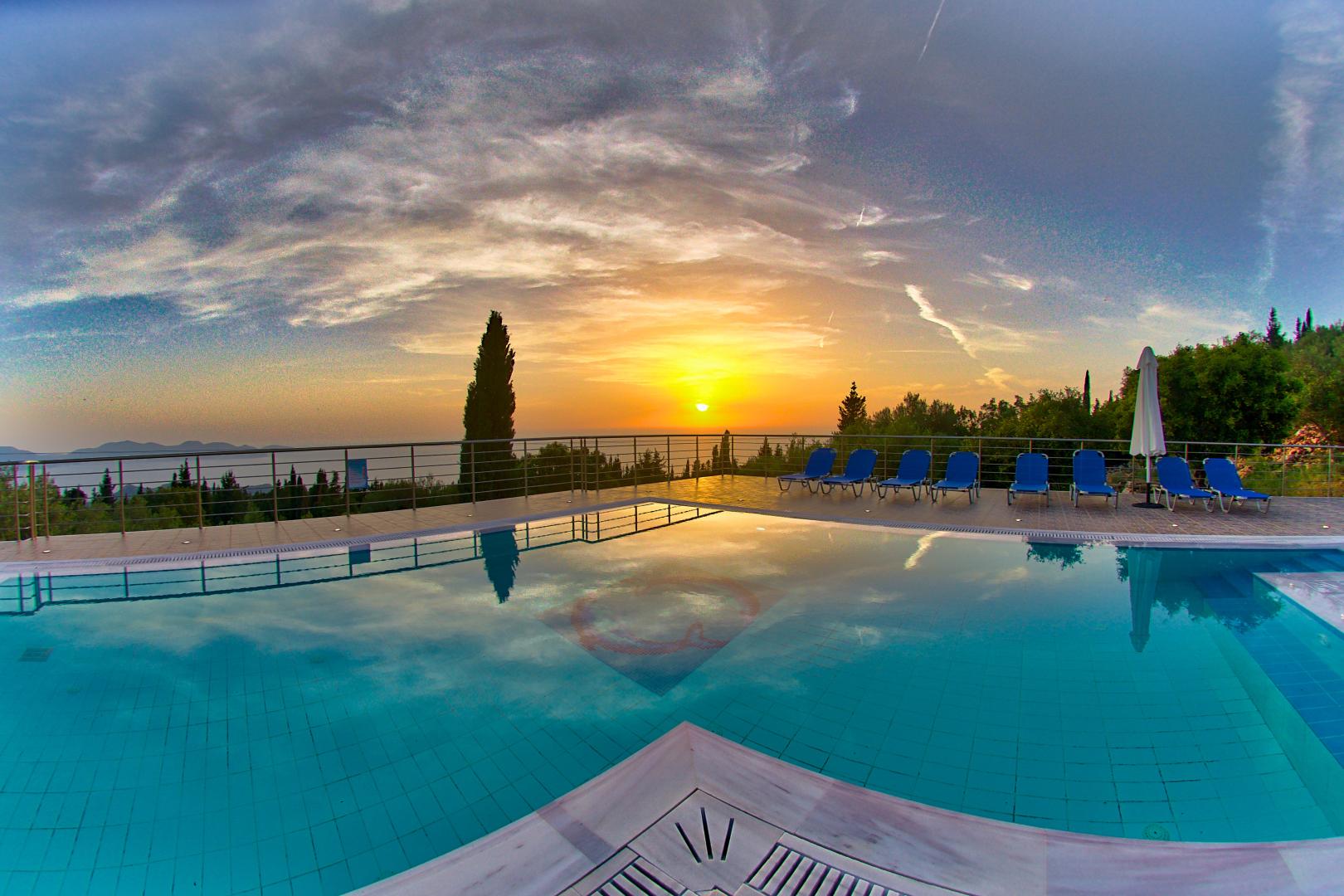 Panoramic Sunset Studios & Apartments foto 24