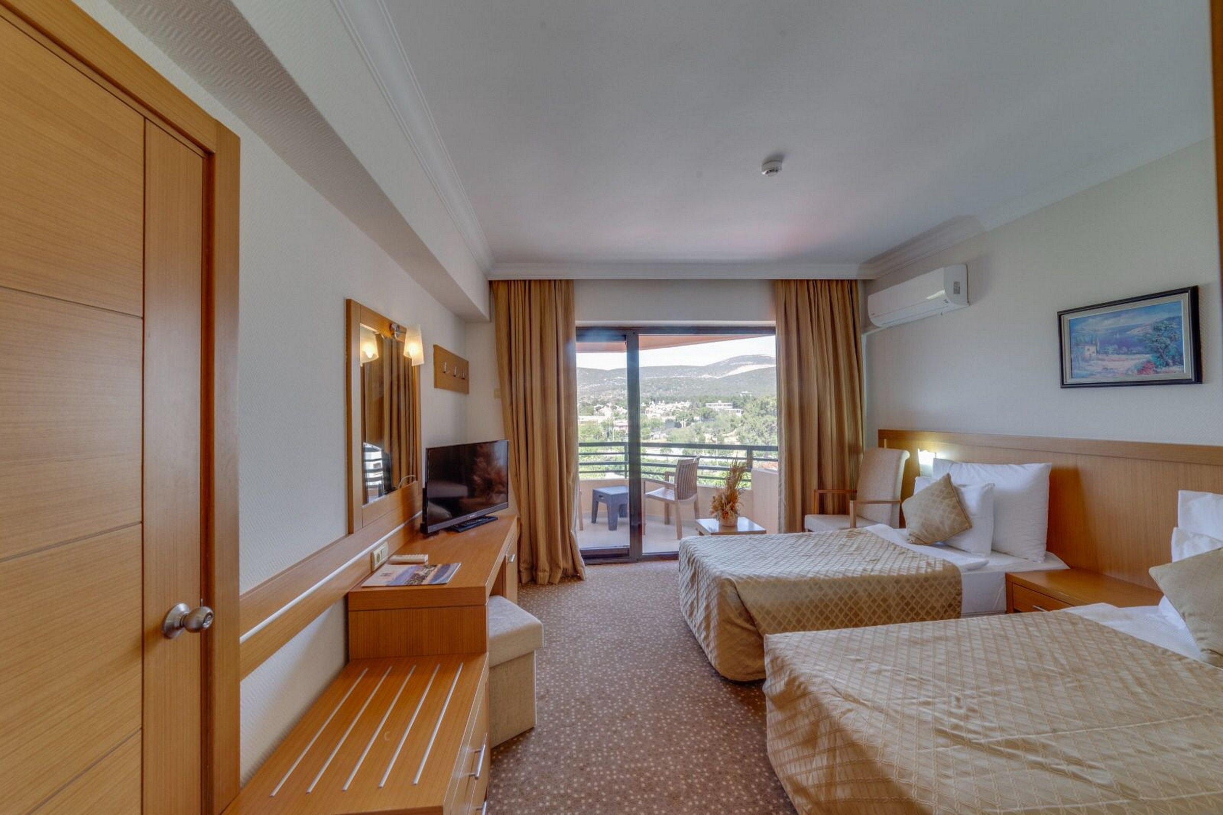 The Holiday Resort Hotel foto 9