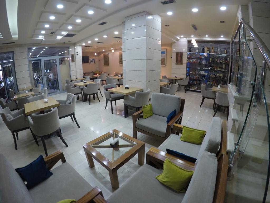 Hotel Comfort Tirana — 4