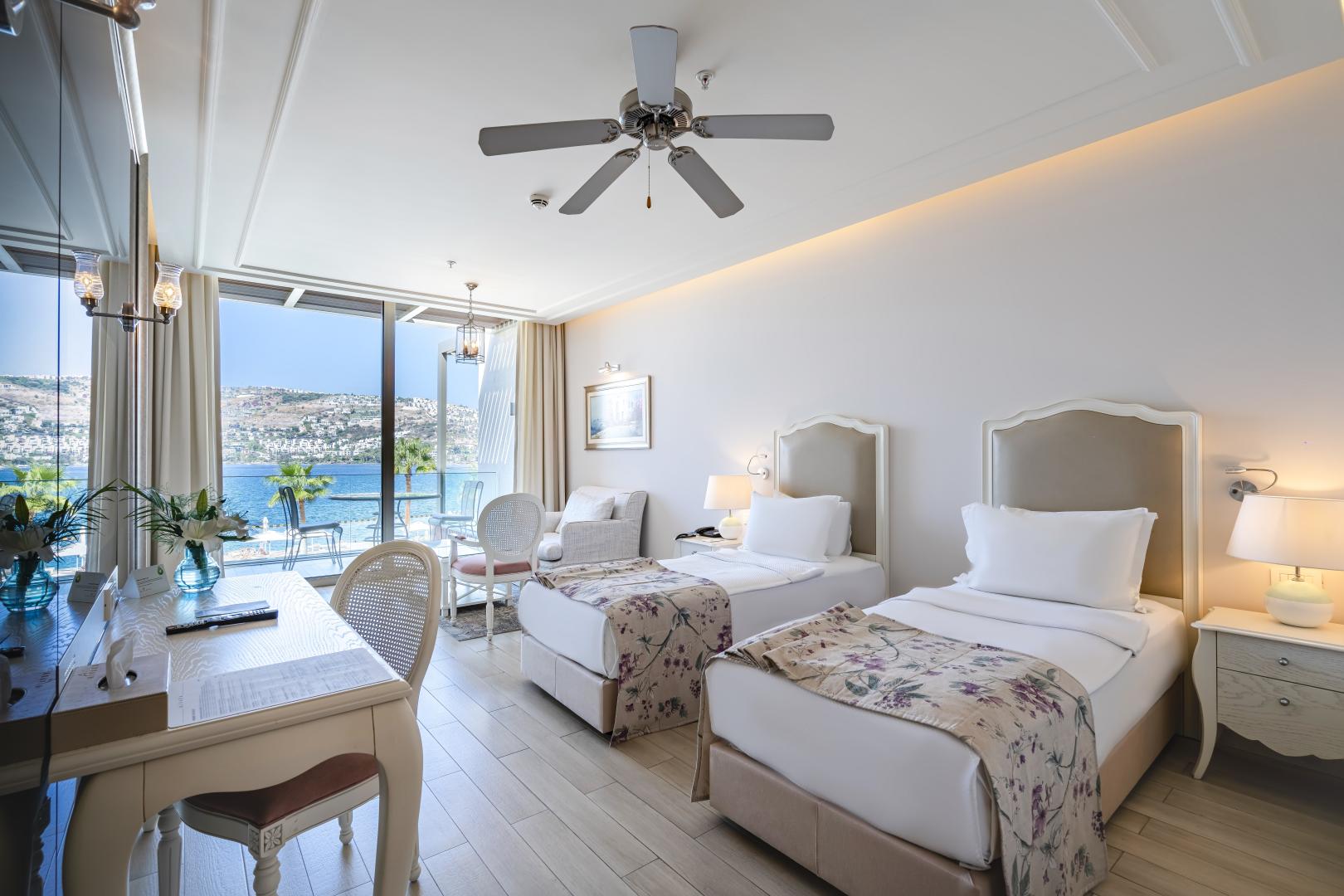 Kamer met zeezicht — Mivara Luxury Resort & Spa