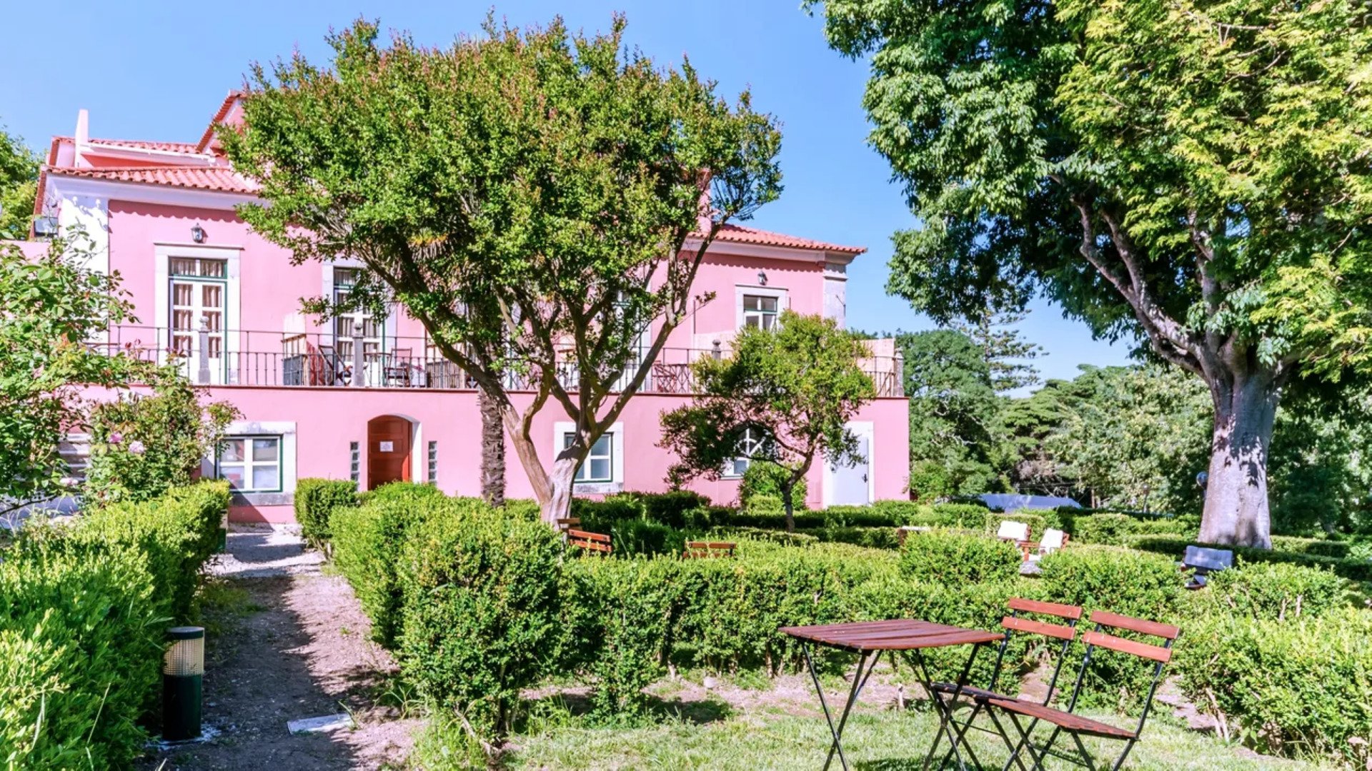 WOT Sintra Sarrazola image 0