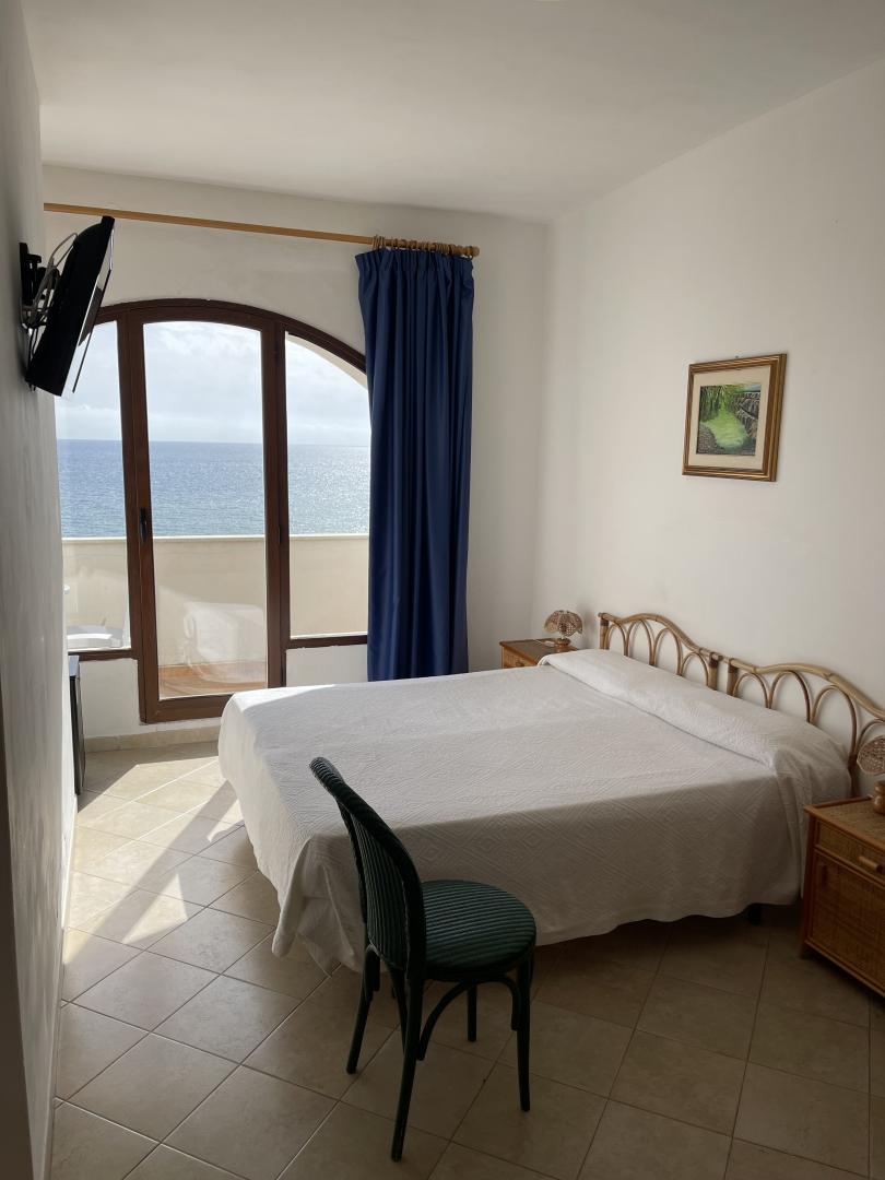 Hotel Miramare Garzia image 1