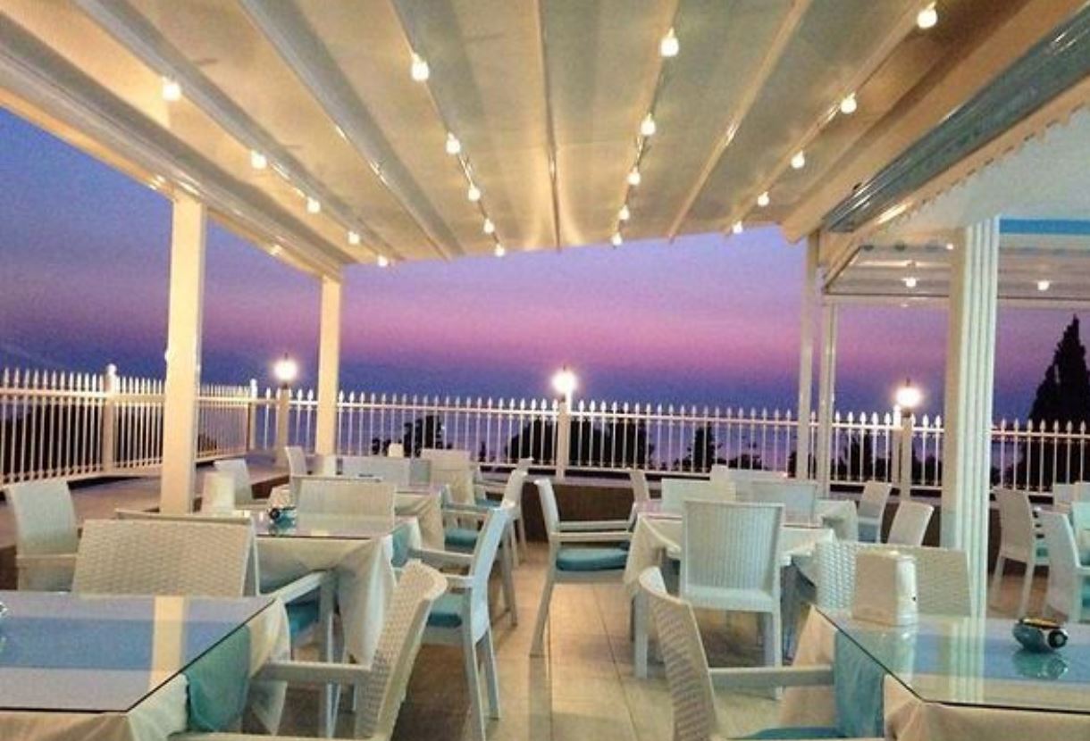 Aura Boutique Hotel image 2