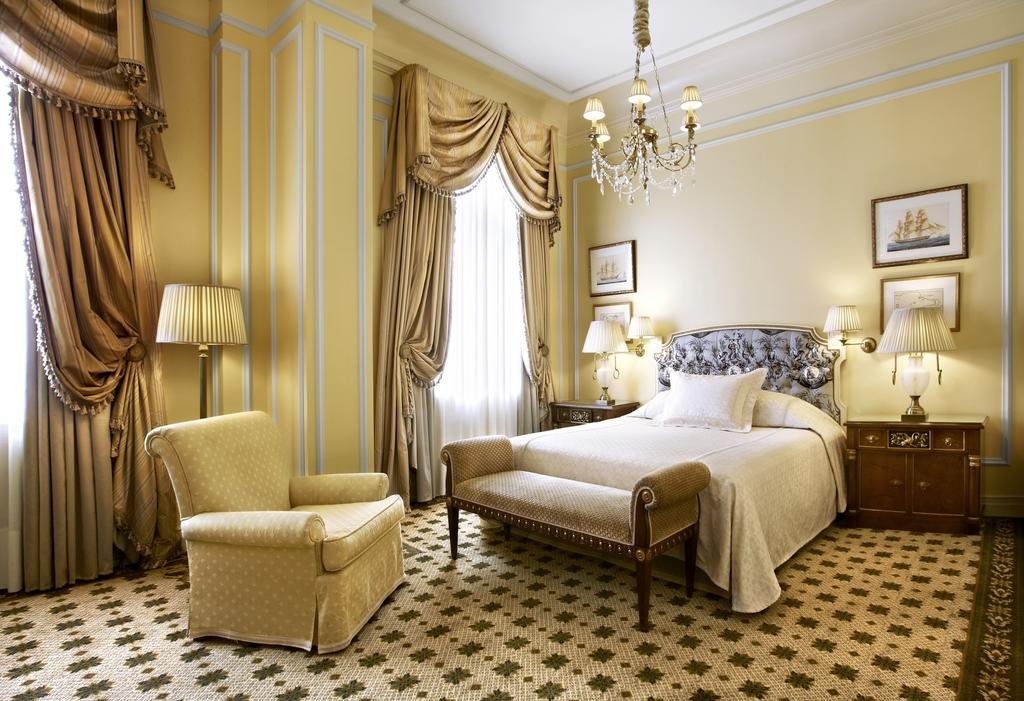 Hotel Grande Bretagne, a Luxury Collection Hotel, Athens image 2