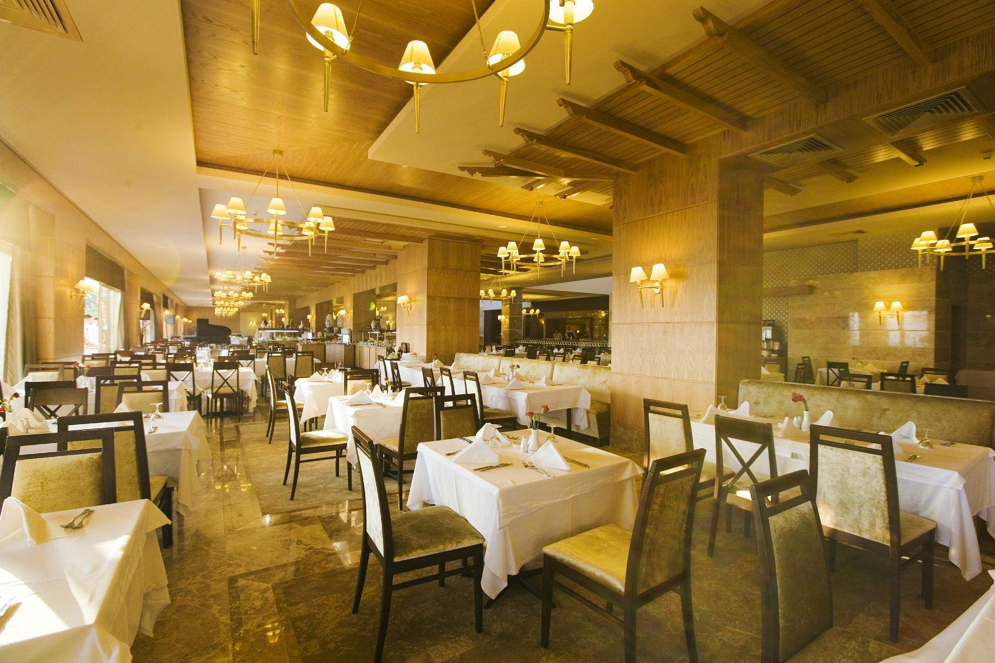 Fantasia Hotel De Luxe Kusadasi image 3