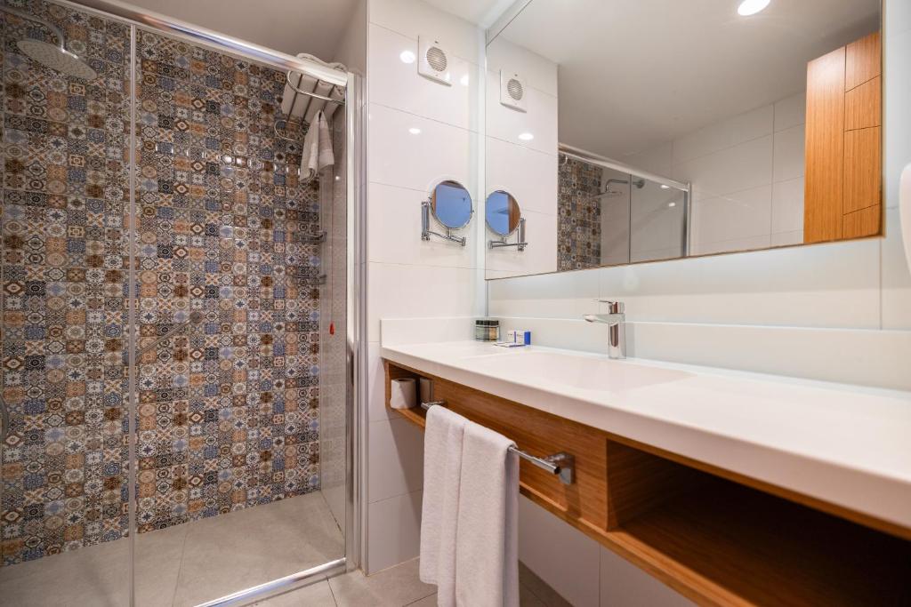 Infinity by Yelken image 2