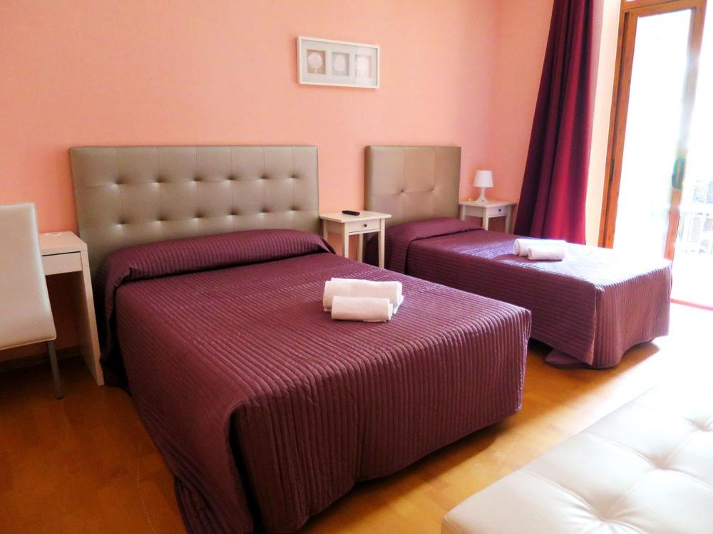 Hostal Balmes Centro foto 8