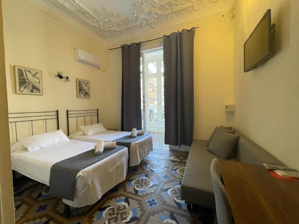 Hostal Balmes Centro foto 13