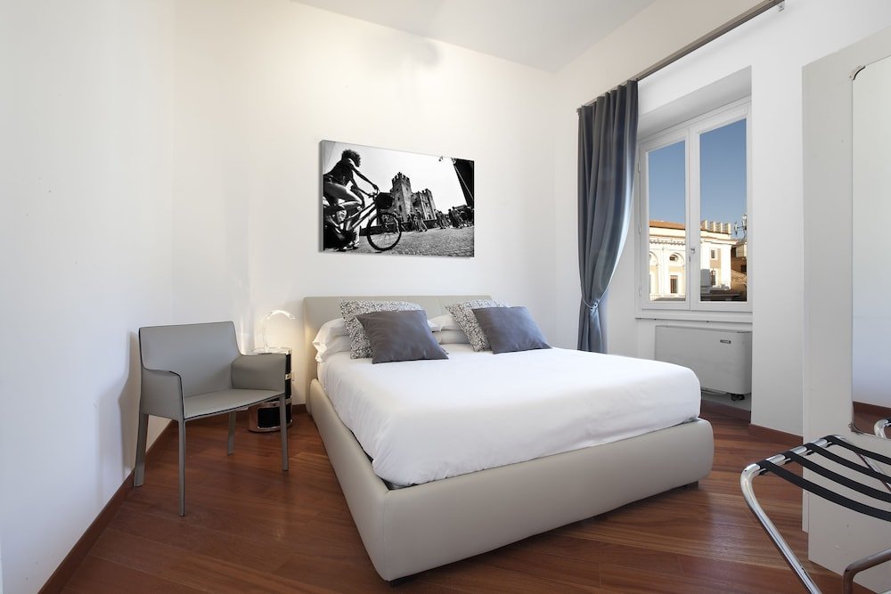 Oriana Homèl Roma foto 6