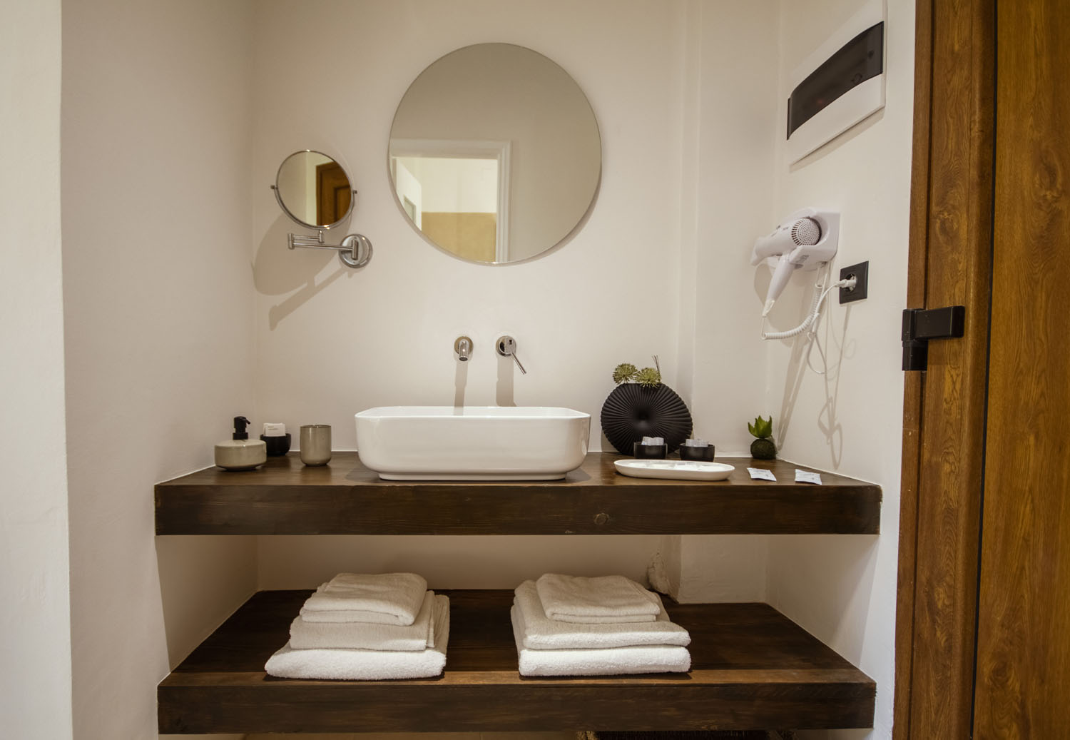 The ELEONAS Bohotel & Annex foto 25