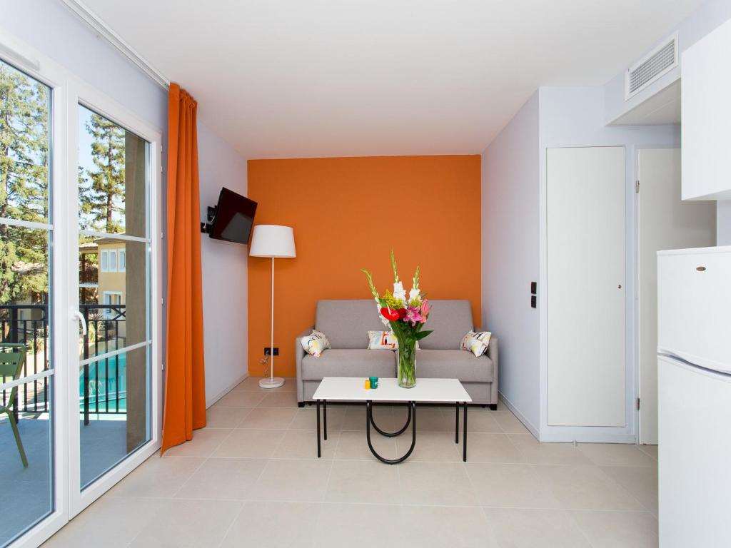 Adonis Mougins foto 14
