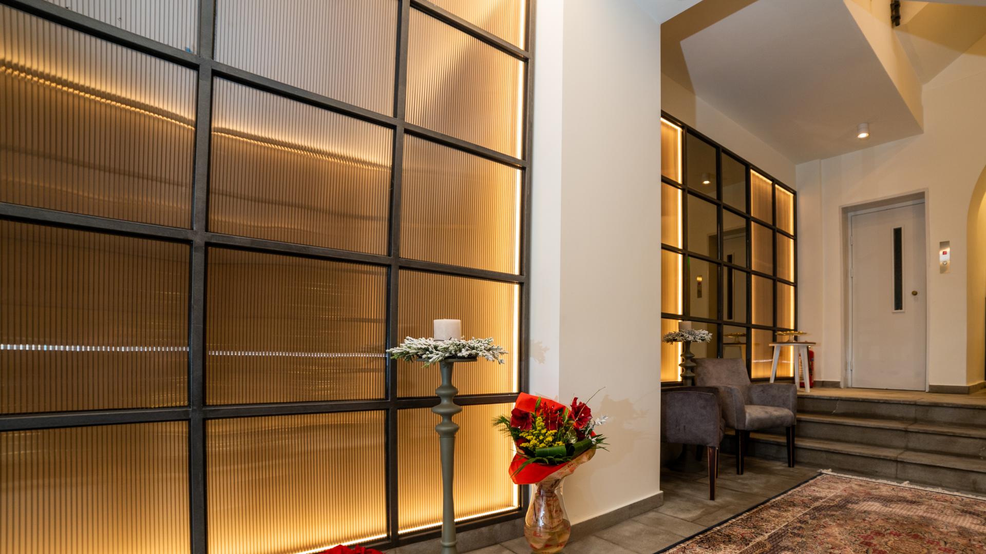 Hotel Brettania image 3