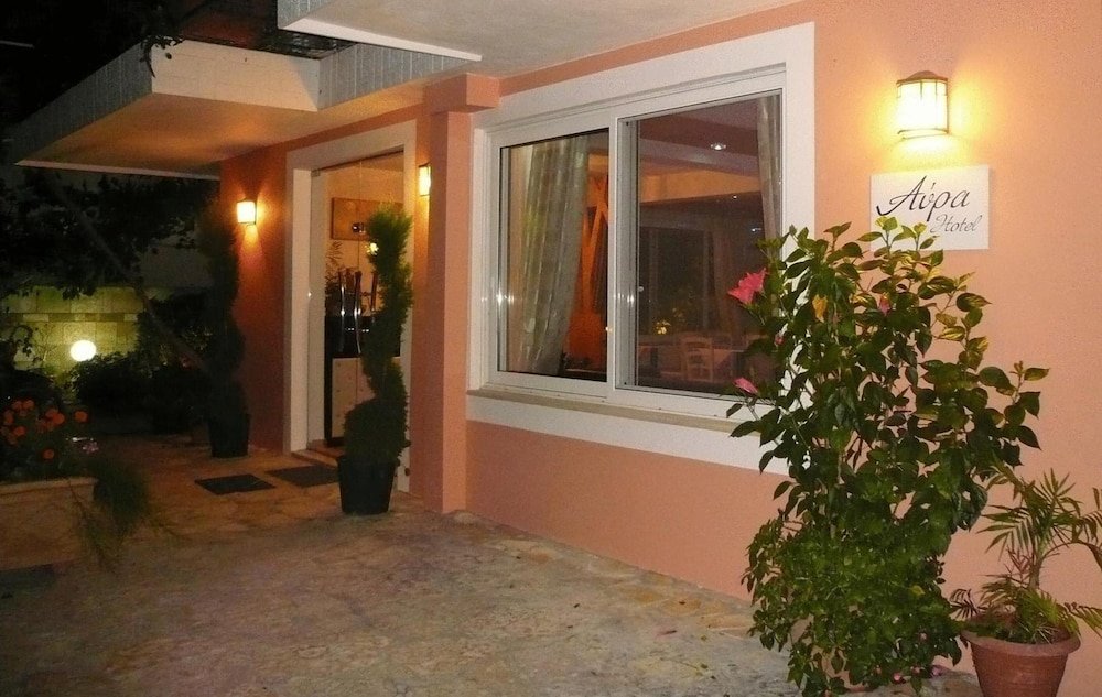 Avra Hotel image 1