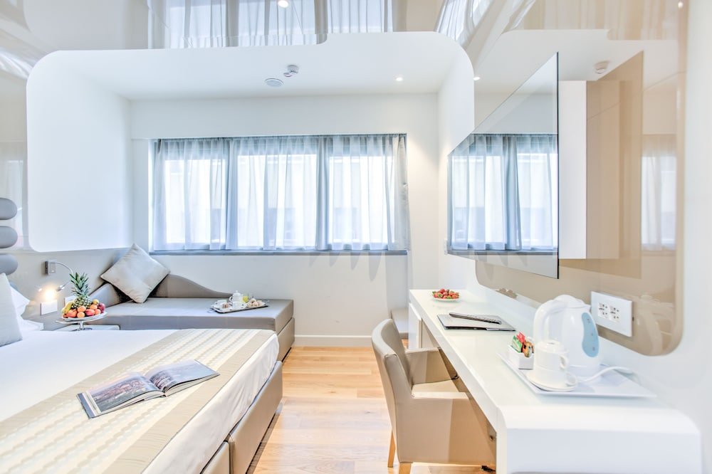 MH Florence Hotel & Spa image 3