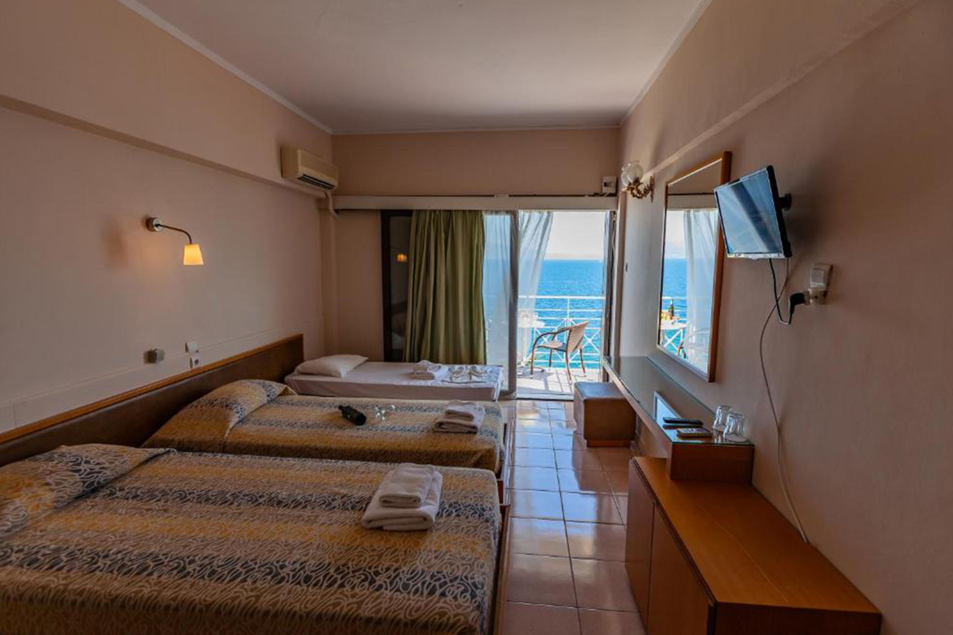 Calamos Beach Hotel foto 24